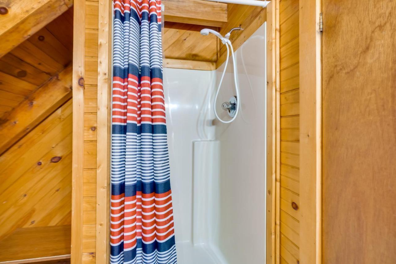 Cabin With Hot Tub About 6 Mi To Downtown Gatlinburg! المظهر الخارجي الصورة
