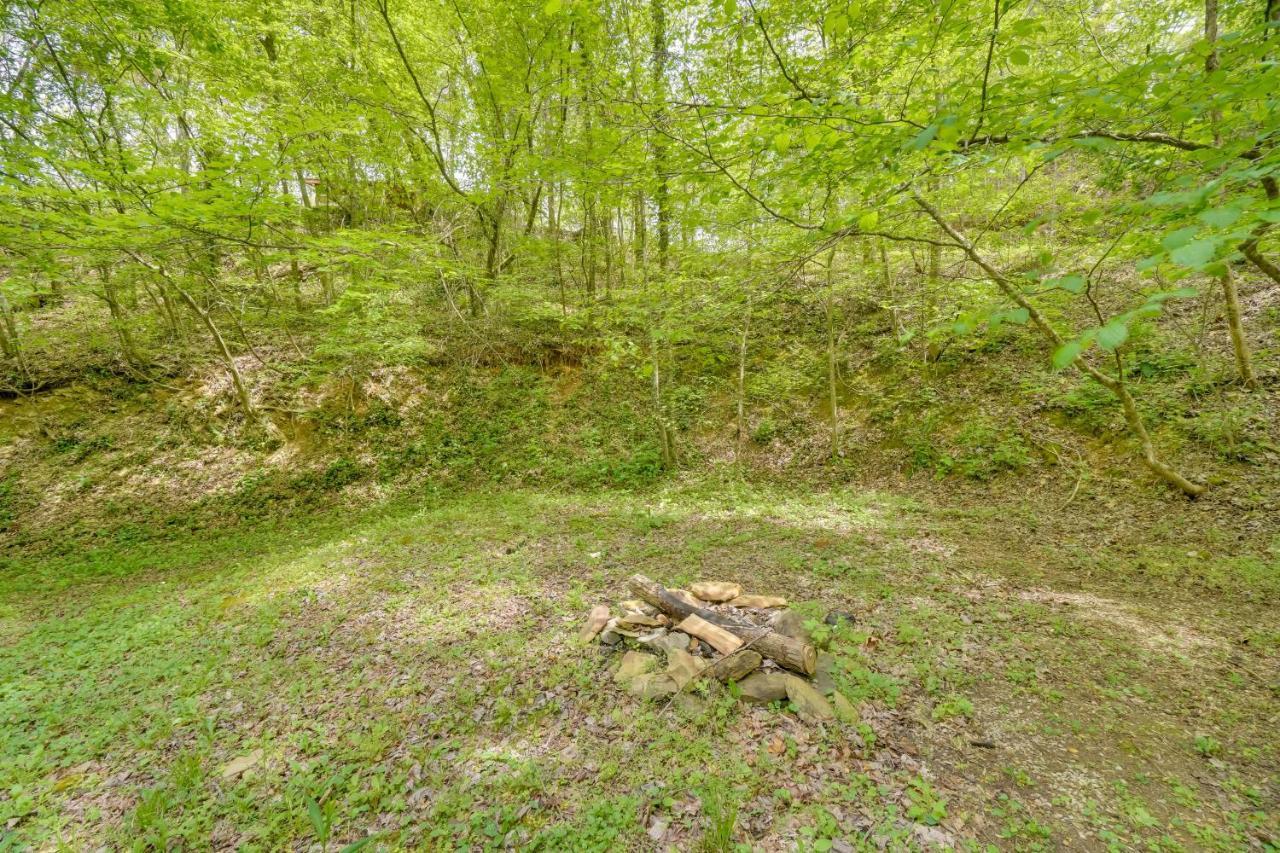 Cabin With Hot Tub About 6 Mi To Downtown Gatlinburg! المظهر الخارجي الصورة